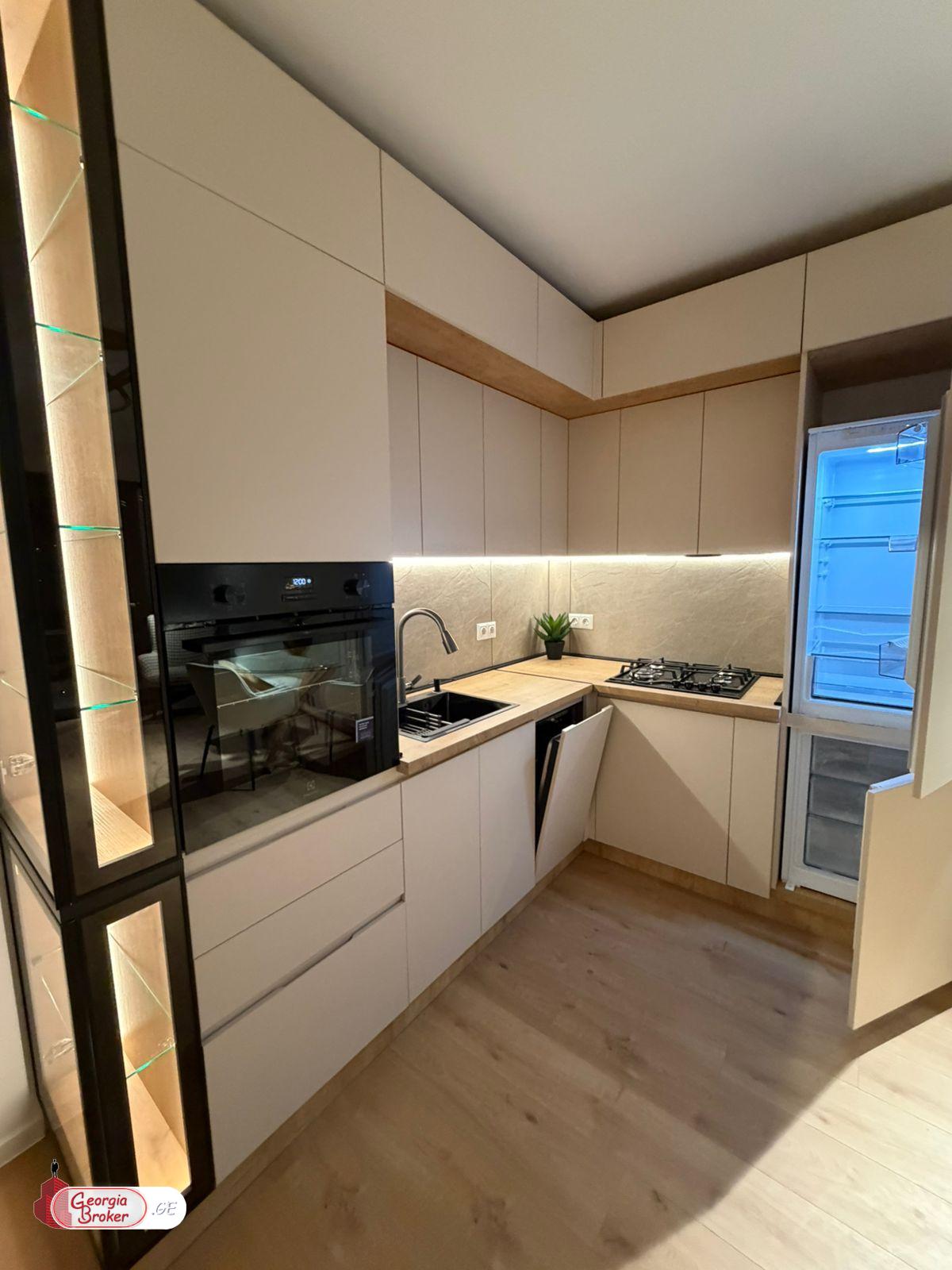 nearly repaired 3-room apartment for sale